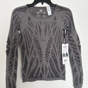 Alo Yoga Wanderer Long Sleeve Top Charcoal Heather